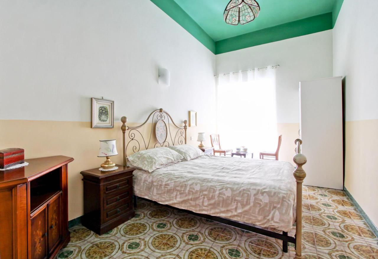 Roman Apartment Luaran gambar