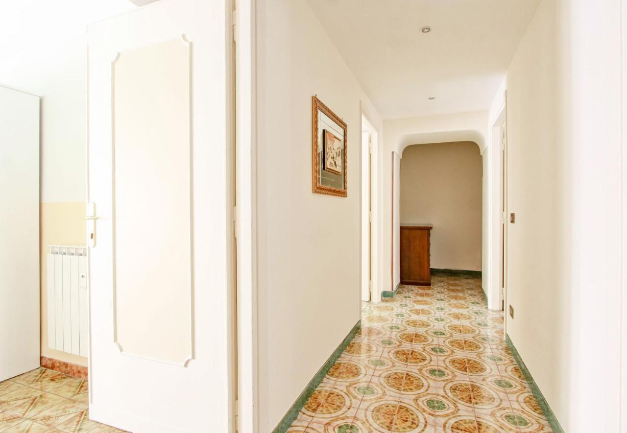 Roman Apartment Luaran gambar